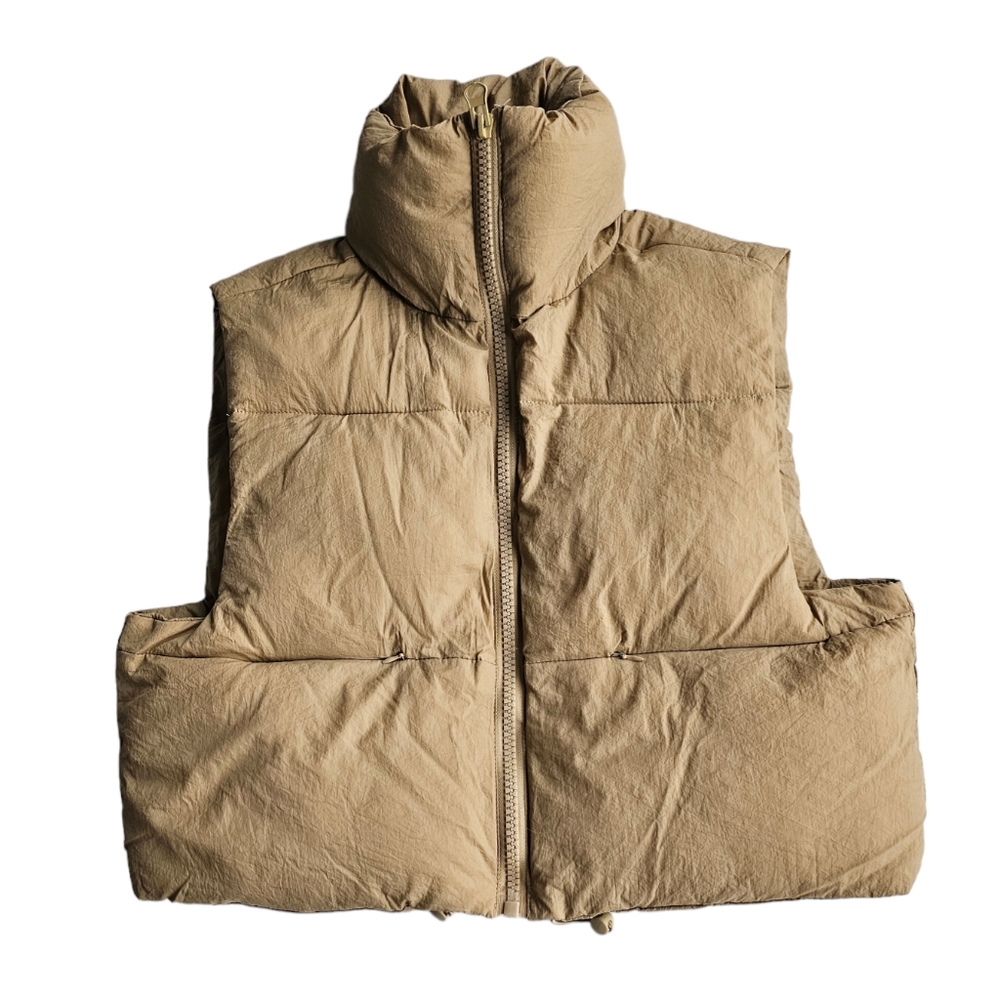 NWOT Women Cropped Puffer Vest with Pockets Lightweight Full Front Zip Closure